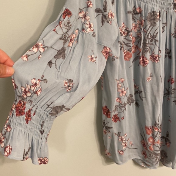 Zara Woman Premium Denim Collection size Large off the shoulder blouse, EC - Picture 4 of 7